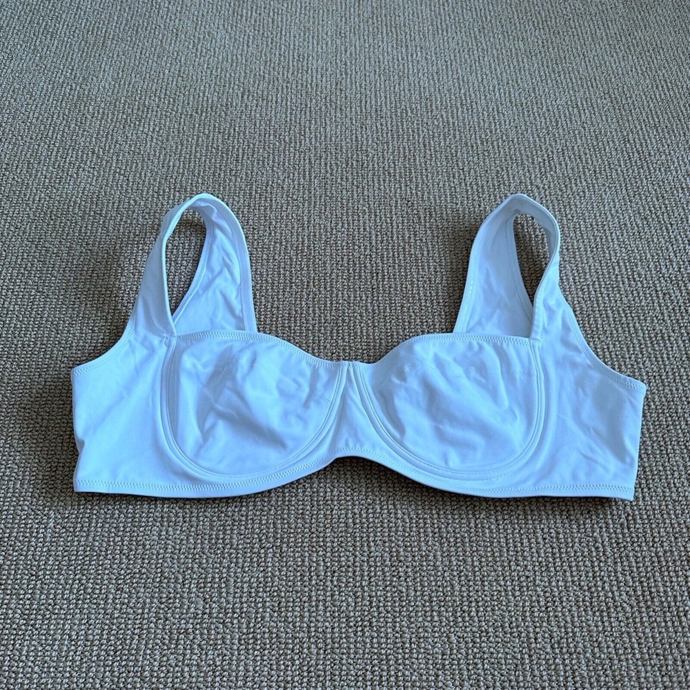 Women's Size 4XL SKIMS White Underwire Bikini Top